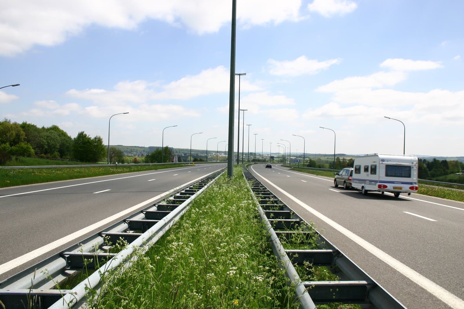 W Polsce jest już blisko 4300 km dróg szybkiego ruchu